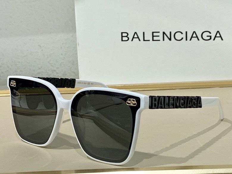 Balenciaga Sunglasses AAA+ ID:20220718-65